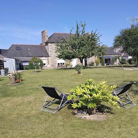 La Menardiere Serenitatis Chambre D'Hotes Petit Dejeuner Compris Corseul Exterior foto