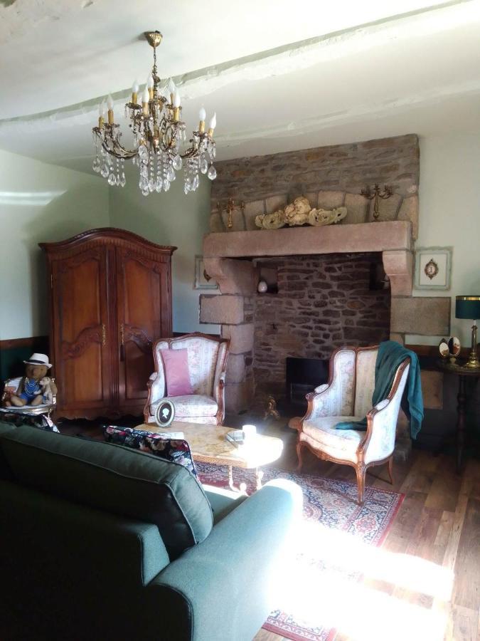 La Menardiere Serenitatis Chambre D'Hotes Petit Dejeuner Compris Corseul Exterior foto