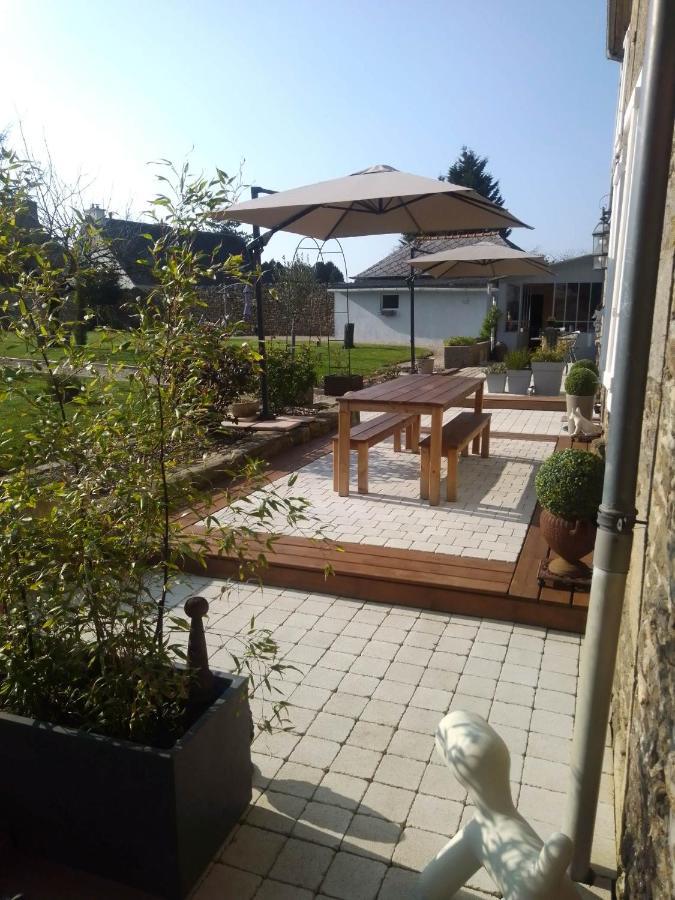 La Menardiere Serenitatis Chambre D'Hotes Petit Dejeuner Compris Corseul Exterior foto