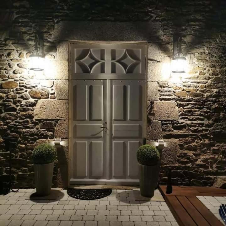 La Menardiere Serenitatis Chambre D'Hotes Petit Dejeuner Compris Corseul Exterior foto